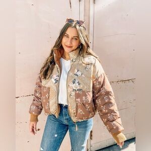 American Eagle reversible winter puffer coat / sherpa coat